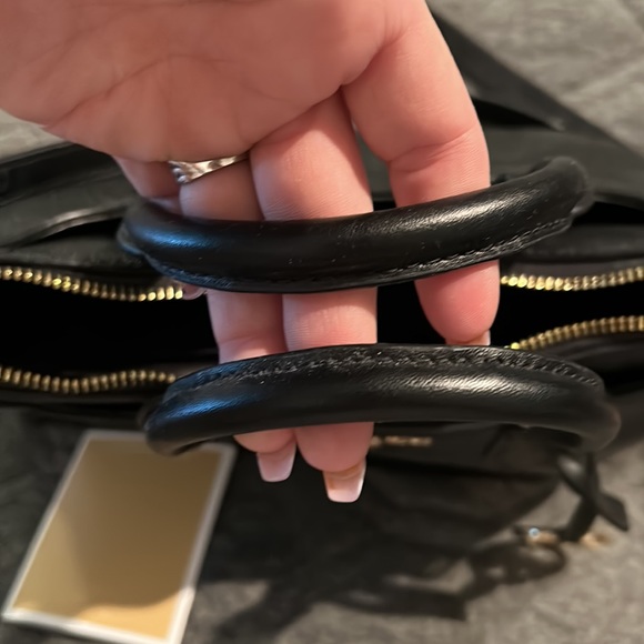 Michael Kors purse - Picture 3 of 6